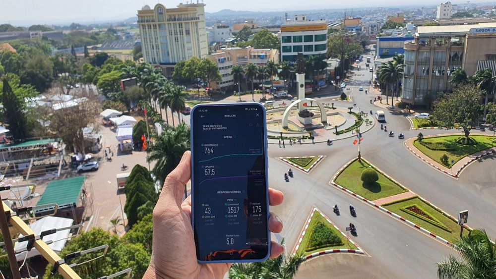 VinaPhone 5G "đãi" du khách kết nối 5G tại Lễ hội cà phê Buôn Ma Thuột