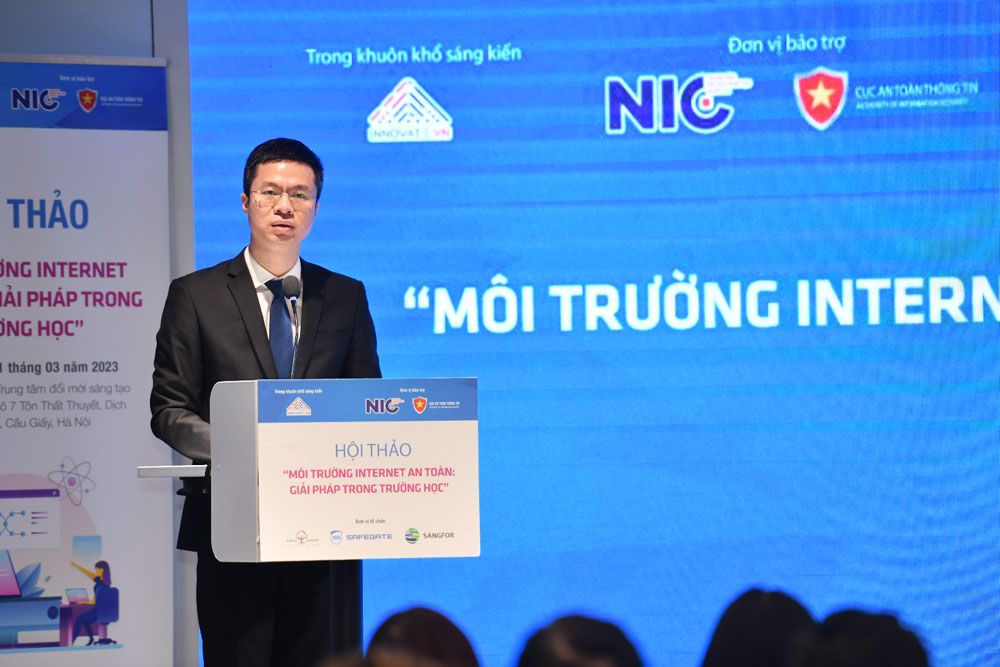 Hơn 40% trẻ em cảm thấy không an toàn khi sử dụng Internet