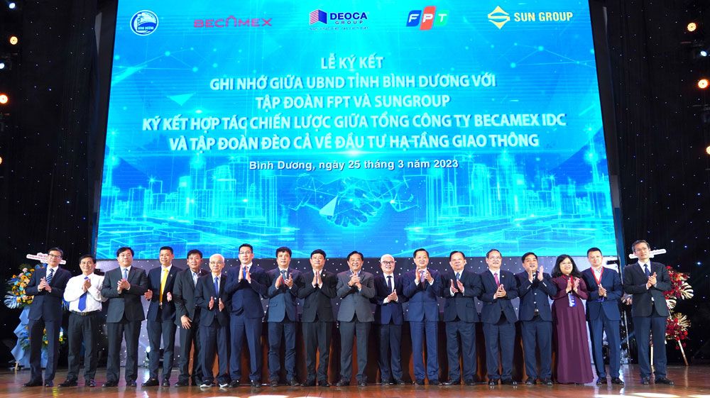 UBND tỉnh Bình Dương và FPT ký kết thỏa thuận hợp tác chuyển đổi số