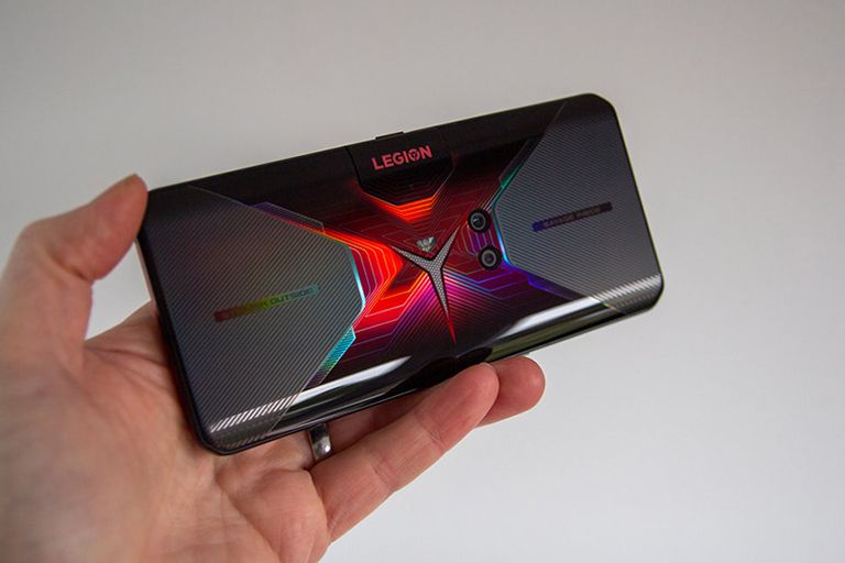 Lenovo ngừng kinh doanh dòng smartphone chơi game Legion