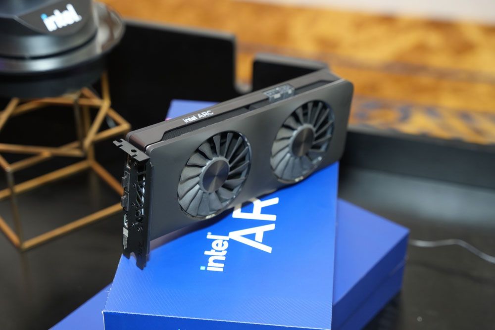 Intel ra mắt card đồ họa rời Intel Arc A750 tại Việt Nam
