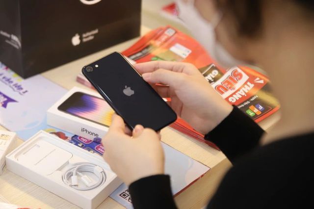 iPhone SE 2022