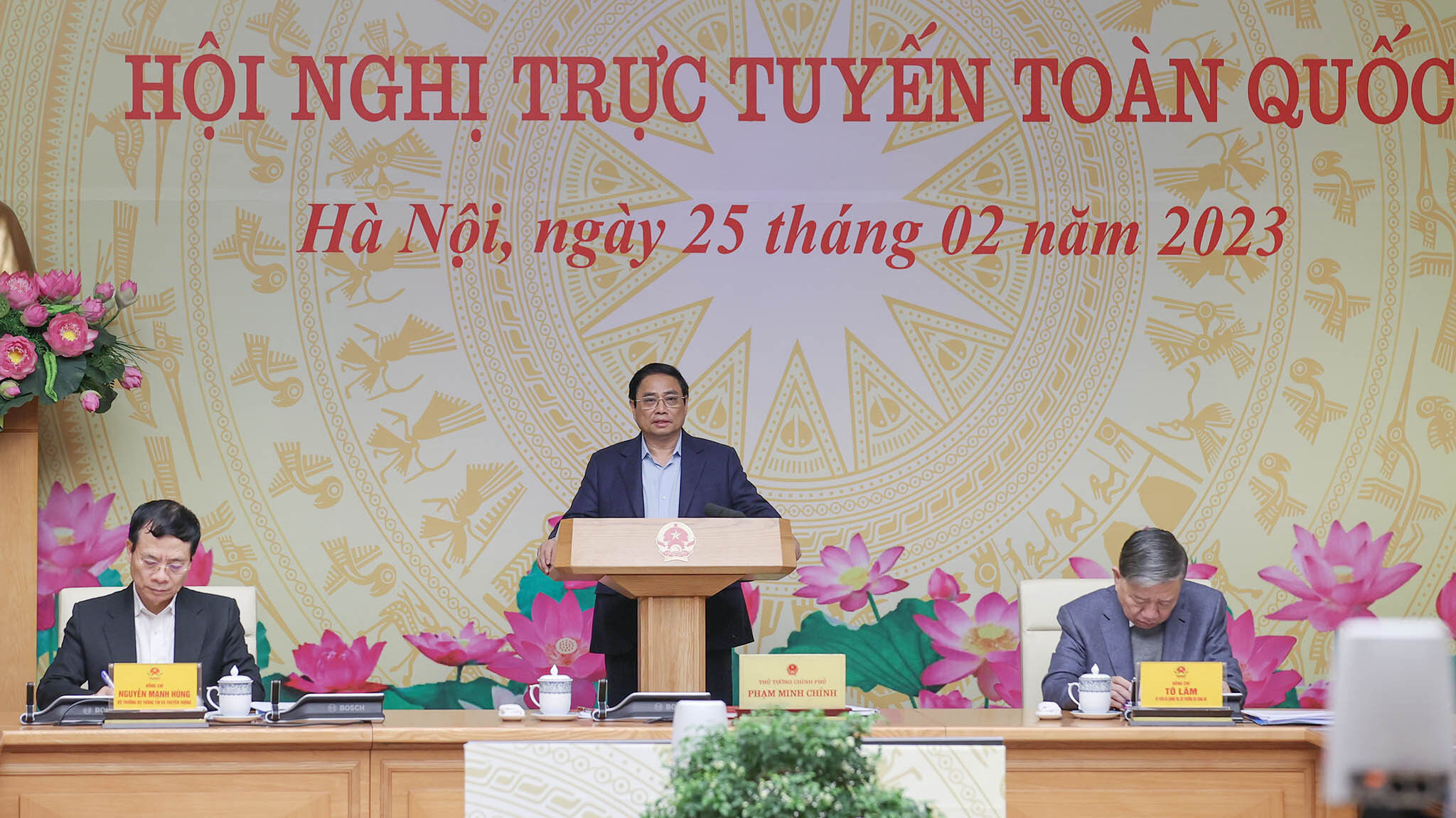 Đẩy mạnh chuyển đổi số theo hướng mang lại kết quả thực chất