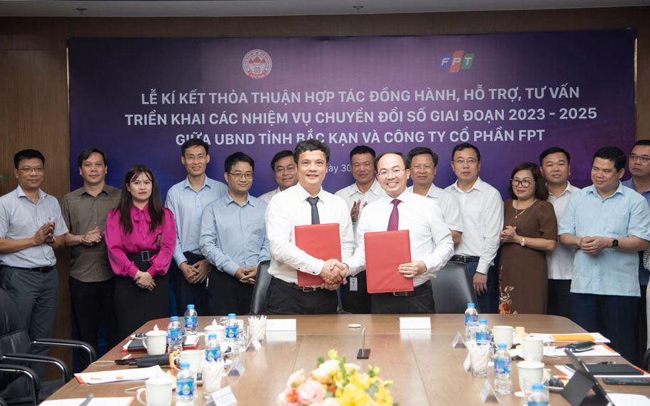 'Bắc Kạn sẽ cùng FPT xây cao tốc chuyển đổi số’