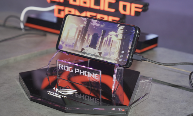 Asus ROG Phone 7