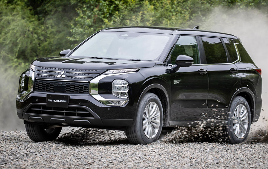 Mitsubishi Outlander thế hệ mới xuất hiện tại Việt Nam