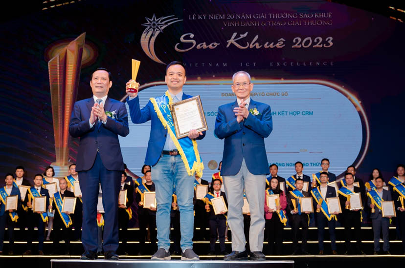 Sao Khuê 2023: Vinh danh ứng dụng chăm sóc khách hàng đa kênh OmiCX