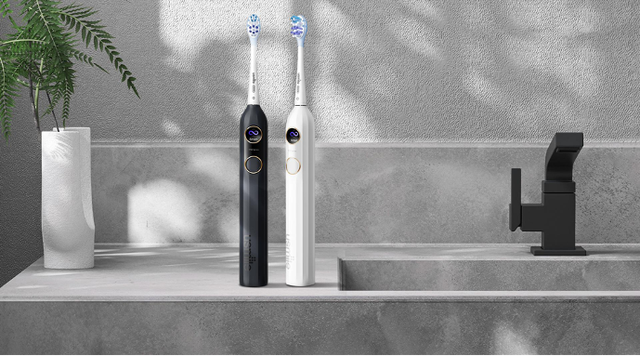 Ra mắt bàn chải điện sóng siêu âm usmile Y10