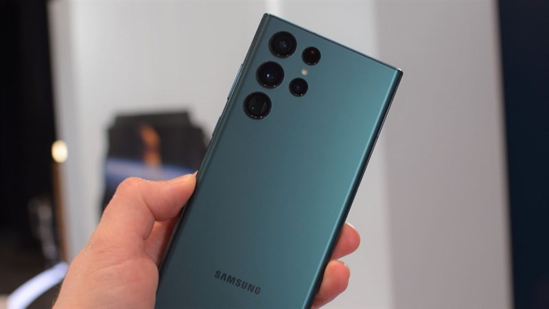 Samsung hoãn bản cập nhật lớn cho Galaxy S23 series