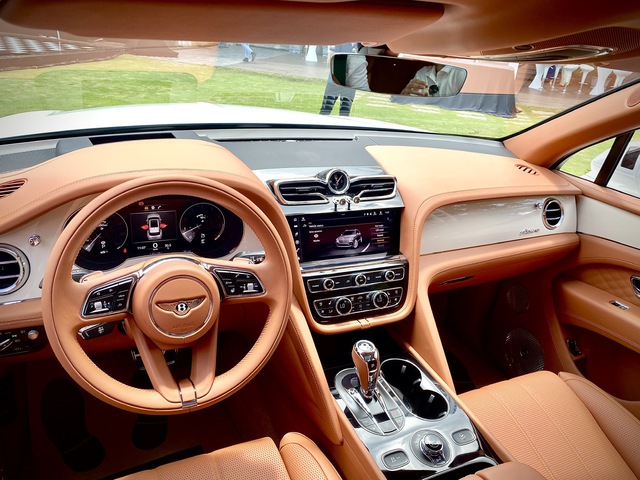 Bentley Bentayga EWB