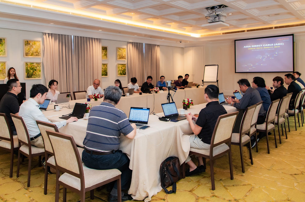 Viettel Solutions đăng cai hội nghị dự án cáp quang biển ADC