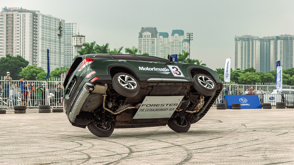 Russ Swift Stunt Show