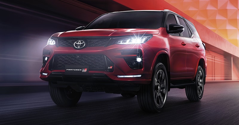 Toyota Fortuner 2023 tiếp tục rò rỉ thông tin trước khi trình làng