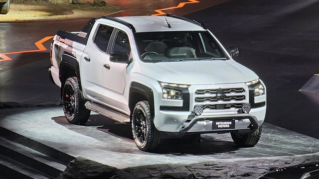 Mitsubishi Triton 2024 lột xác hoàn toàn ở thiết kế