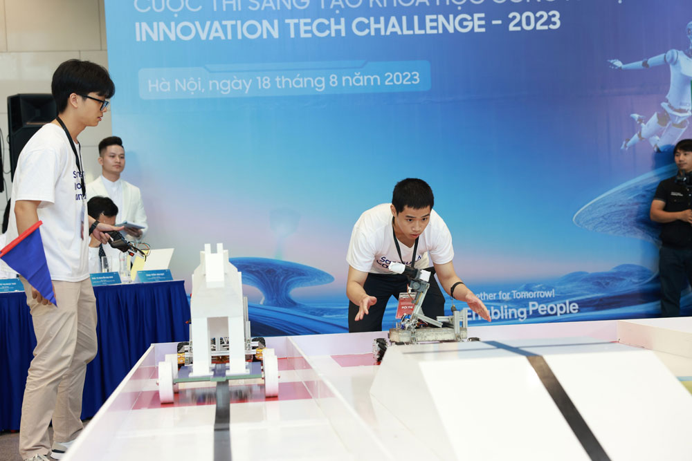Nâng cao kiến thức công nghệ cho giáo viên, học sinh tại 33