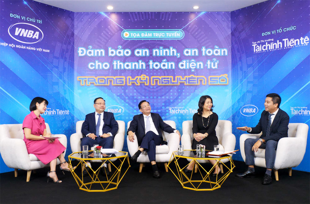 Chuyển đổi số ngành Ngân hàng: Nhiều "điểm nóng" còn tồn tạii