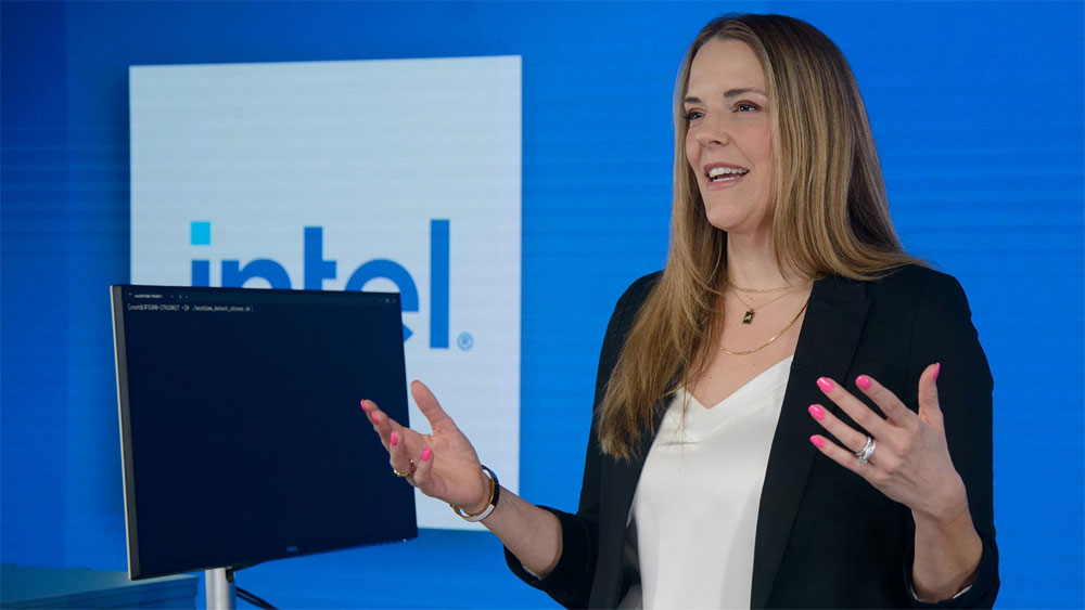Intel hé mở thông tin về thế hệ vi xử lý mới cho máy chủ năm 2024