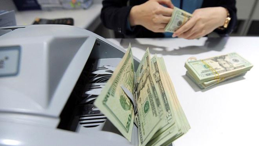 Giao dịch chuyển tiền điện tử xuyên biên giới từ 1.000USD phải báo cáo