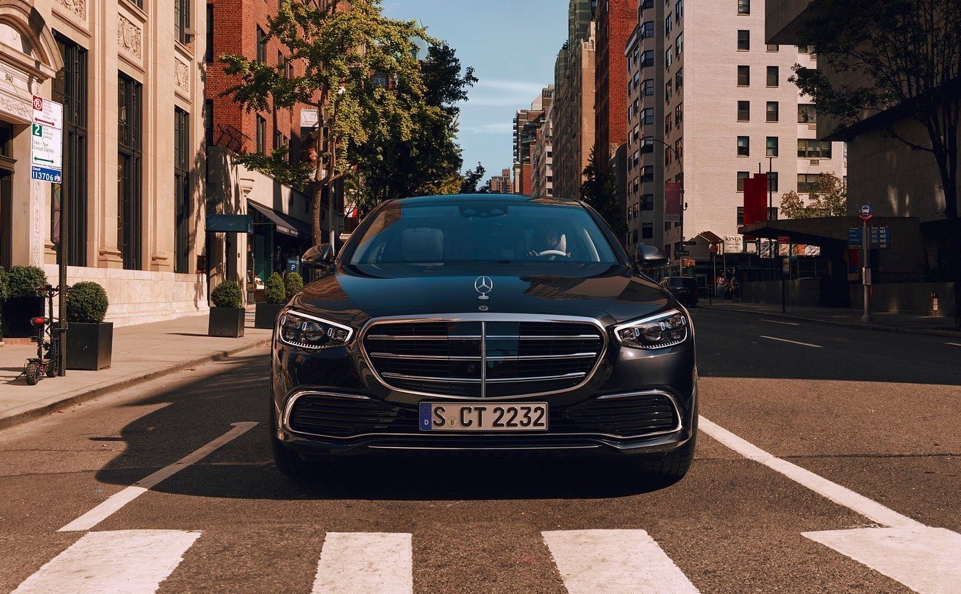 Mercedes-Benz giảm giá xe