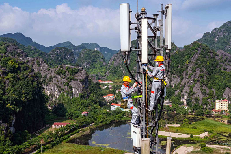 Bộ TT&TT đấu giá 3 khối băng tần cho 5G
