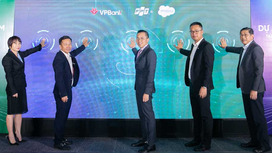 VPBank hợp tác FPT IS triển khai Salesforce CRM nhằm tối ưu hóa quy trình