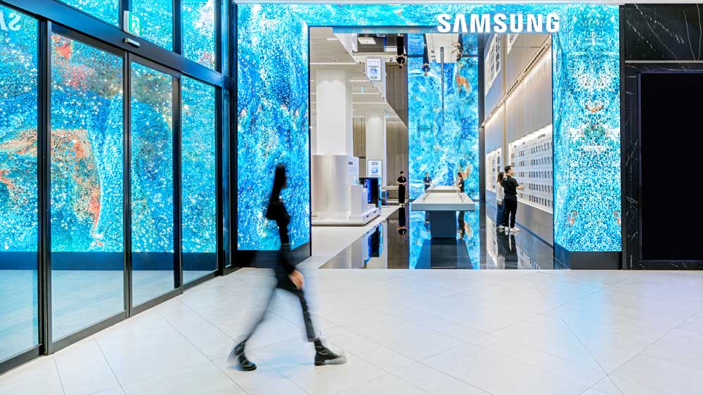 Cửa hàng bán lẻ Samsung West Lake khai trương tại Hà Nội
