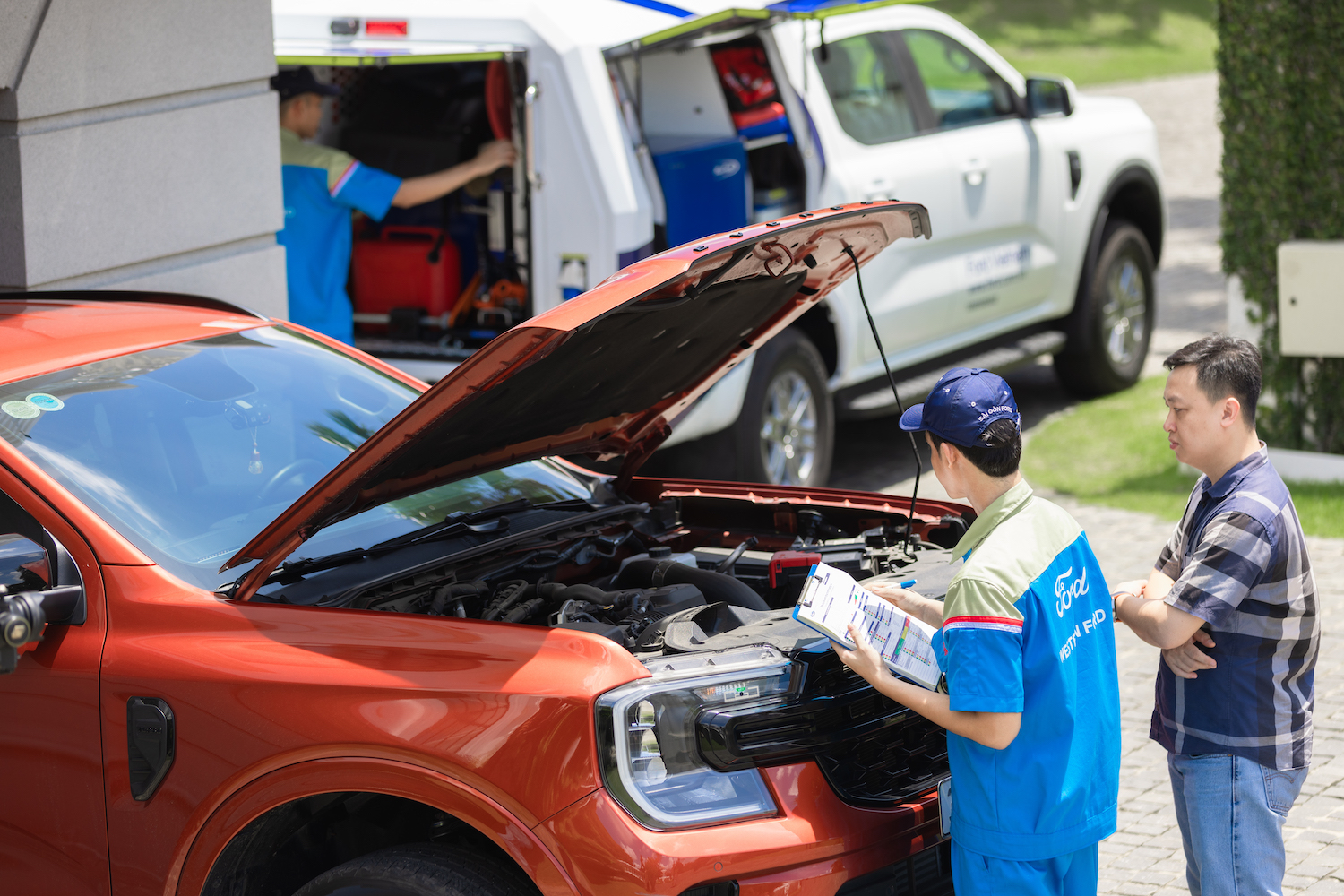 Xe Ford được bảo dưỡng trong 4 giờ hoặc miễn phí