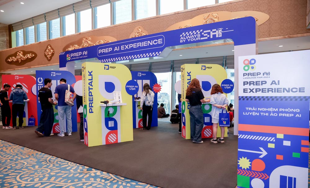 Hơn 1000 bạn trẻ PREP AI Language Fair 2024, trải nghiệm "giáo viên AI"
