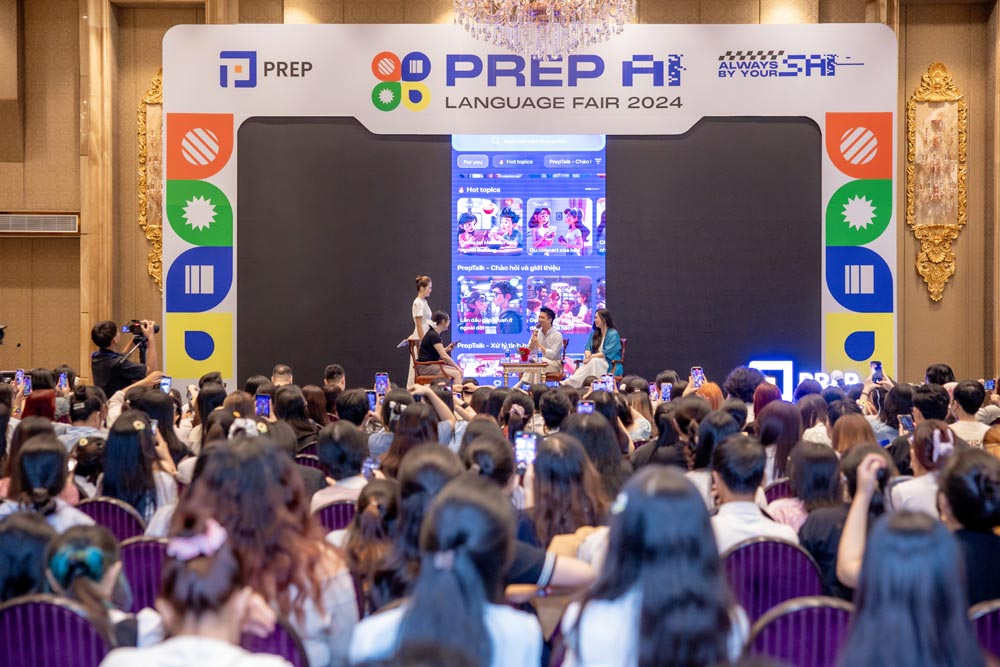 Hơn 1000 bạn trẻ PREP AI Language Fair 2024, trải nghiệm "giáo viên AI"