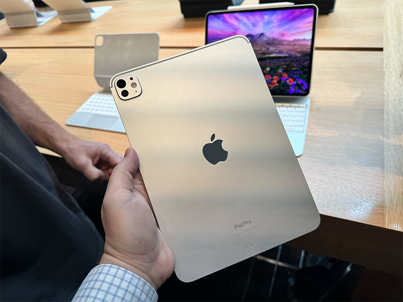 Apple đang trượt dốc trên thị trường máy tính bảng