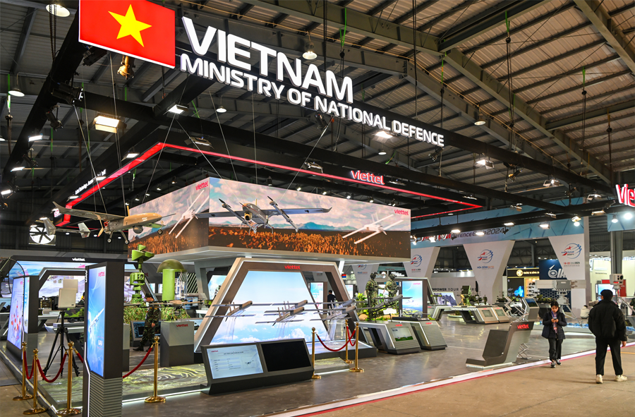 Viettel trưng bày hàng loạt sản phẩm công nghệ cao tại Triển lãm Quốc phòng Quốc tế Việt Nam 2024