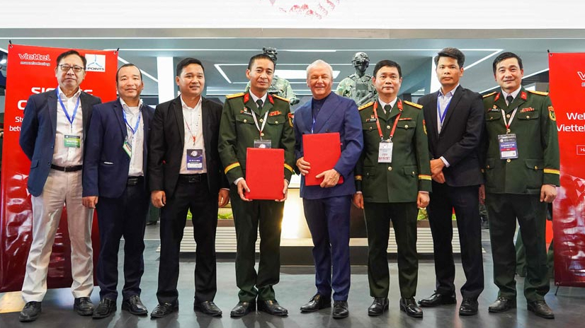 Viettel tham gia mạng lưới cung ứng sản phẩm Hàng không vũ trụ toàn cầu