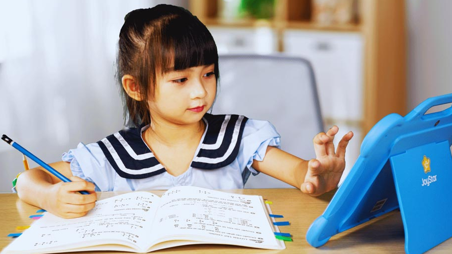 Masscom Việt Nam khép lại 2024 với kết quả kinh doanh ấn tượng