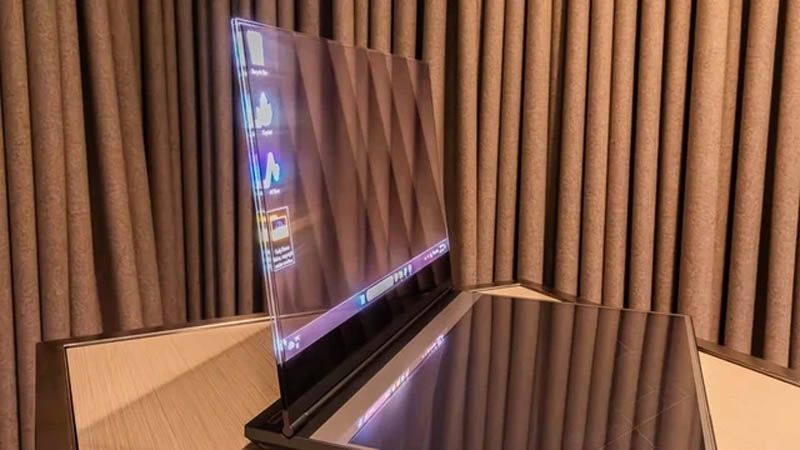 Lenovo khoe máy tính xách tay trong suốt tại MWC 2024