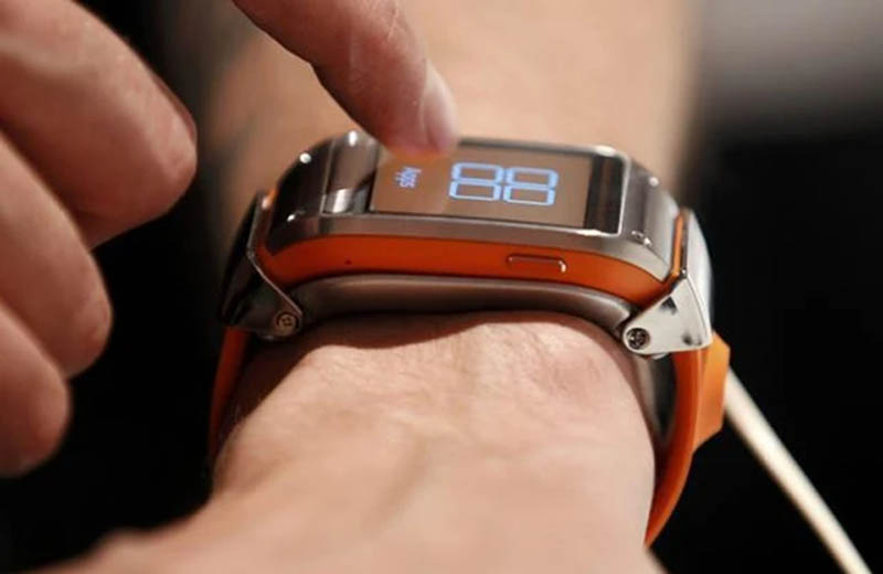 Samsung muốn quay trở lại thiết kế cũ cho Galaxy Watch