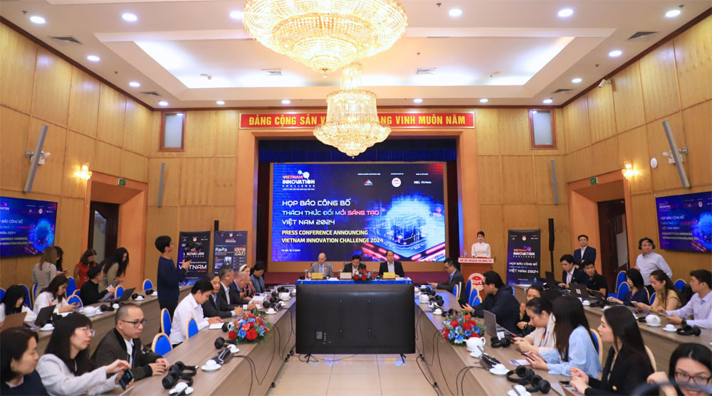 Thách thức ĐMST Việt Nam 2024 tập trung vào ngành công nghiệp bán dẫn