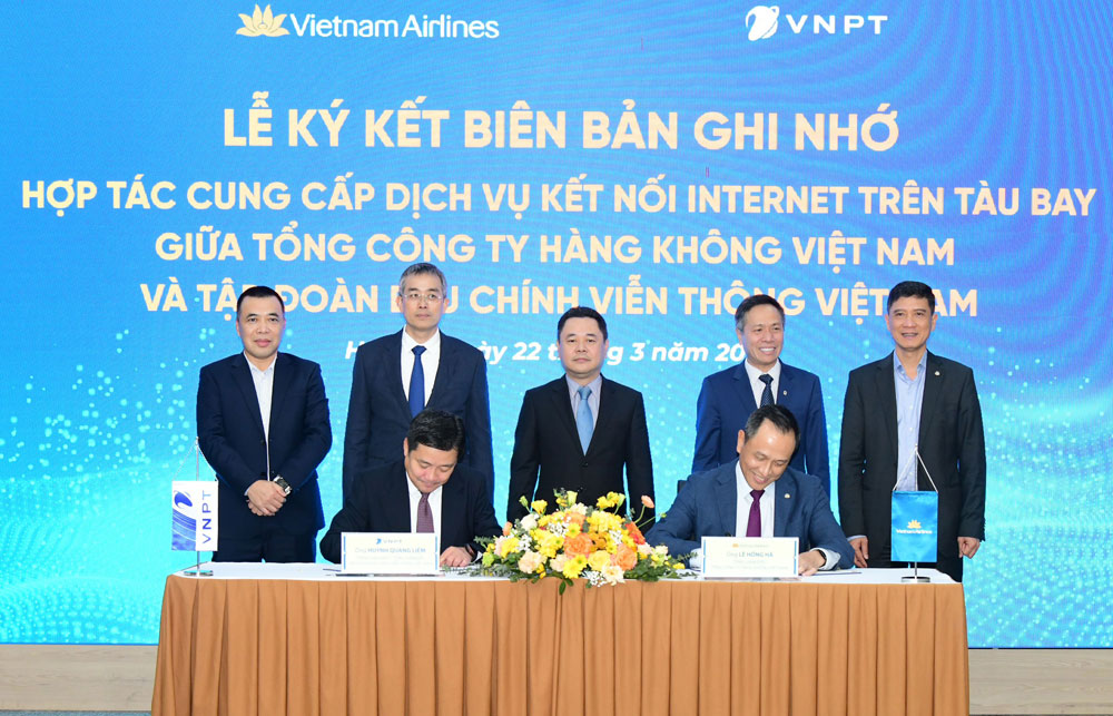 VNPT và Vietnam Airlines ra mắt app VNA Discovery