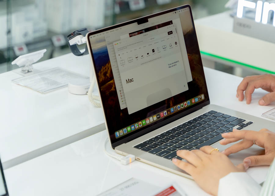 Macbook Air M3 mở bán tại Việt Nam, giá từ 24,9 triệu đồng