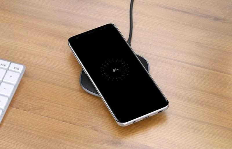 Android 15 sẽ mang đến phương thức sạc không dây mới
