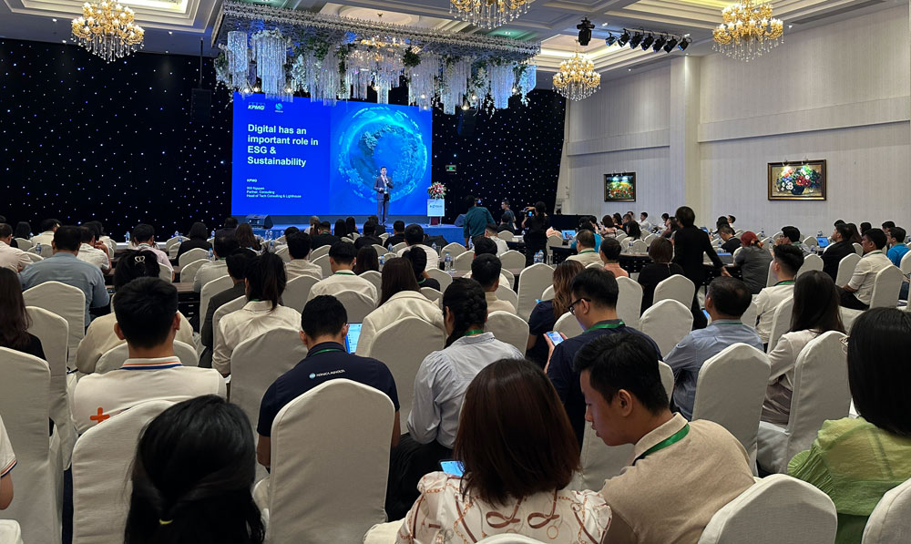 Biztech Việt Nam 2024: Bàn tròn về Chuyển đổi số - chuyển đổi xanh, thực hành ESG