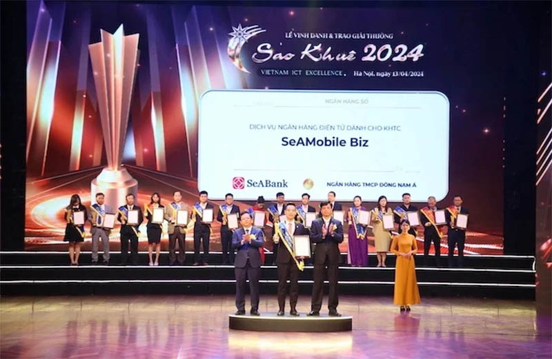 SeAMobile Biz của SeABank được vinh danh tại giải thưởng Sao Khuê 2024