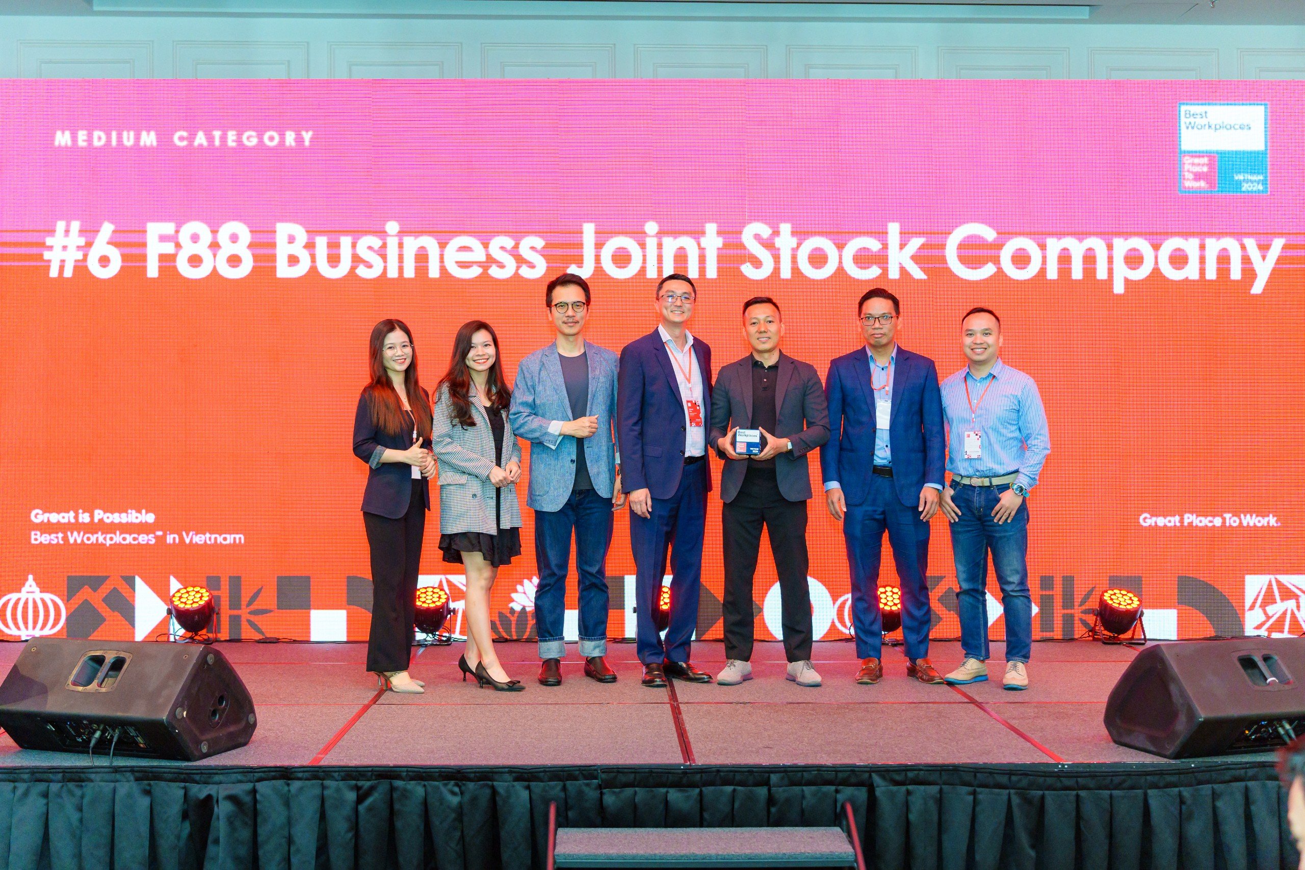 F88 lọt Top 25 nơi làm việc xuất sắc hàng đầu Việt Nam ở phân khúc doanh nghiệp quy mô vừa cùng với Hilton, Syngenta, Ericson, Schneider, DHL… theo công bố của Great Place To Work.