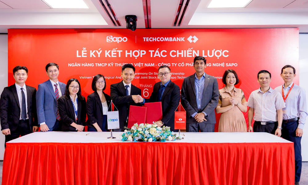 Sapo bắt tay Techcombank mang đến giải pháp tài chính số toàn diện