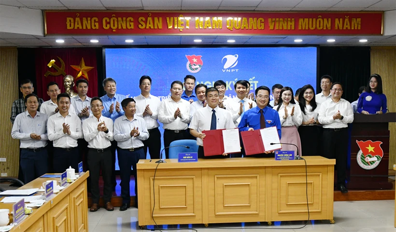 Lễ ký kết kế hoạch triển khai Thỏa thuận hợp tác năm 2024 giữa VNPT và Trung ương Đoàn.
