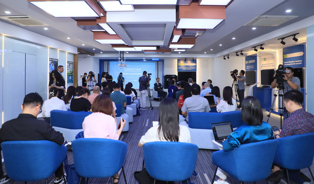 Ngày hội ĐMST Sản xuất Hàng không vũ trụ & Quốc phòng lần đầu tổ chức tại Hà Nội