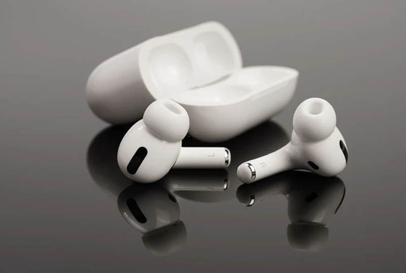 Tai nghe AirPods sẽ có camera hồng ngoại trên hộp sạc