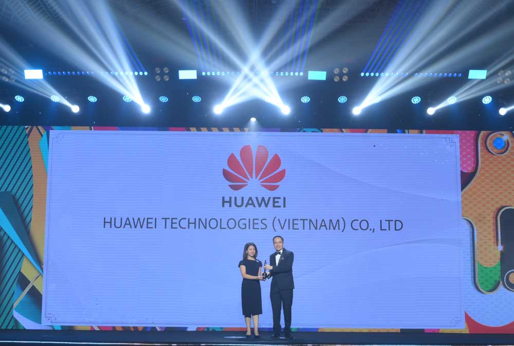 Huawei Việt Nam giành giải kép tại lễ trao giải HR Asia Awards 2024