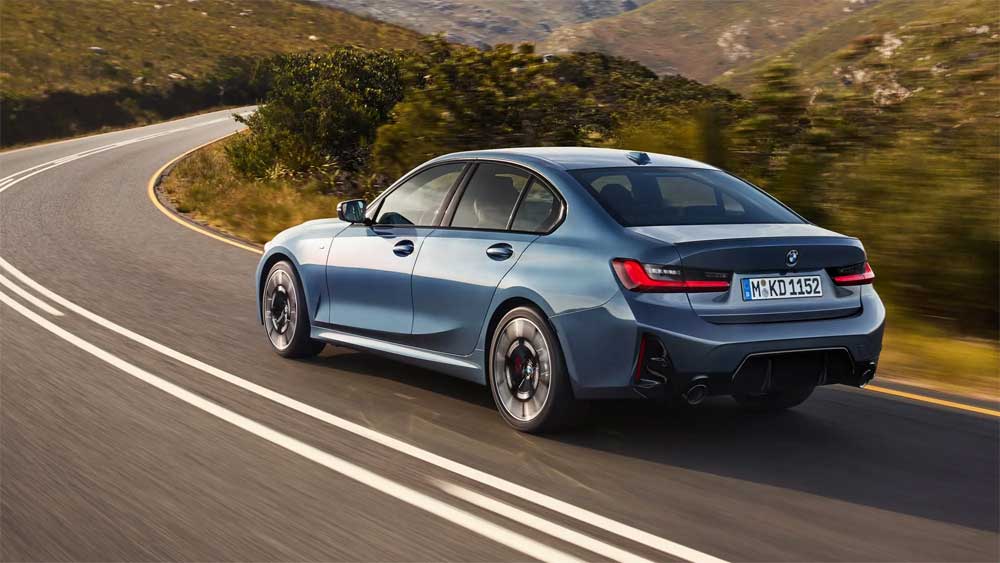 BMW triệu hồi hơn 700.000 xe vì nguy cơ cháy