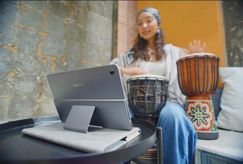 Lenovo Tab Plus