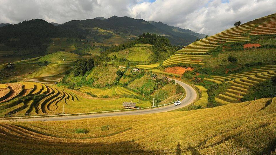 Cùng Booking.com lướt nhanh 4 điểm đến nội địa cho du lịch mùa Thu